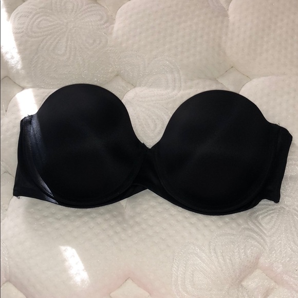 Maidenform Other - Black Strapless Bra Maidenform Other - Black Strapless Bra